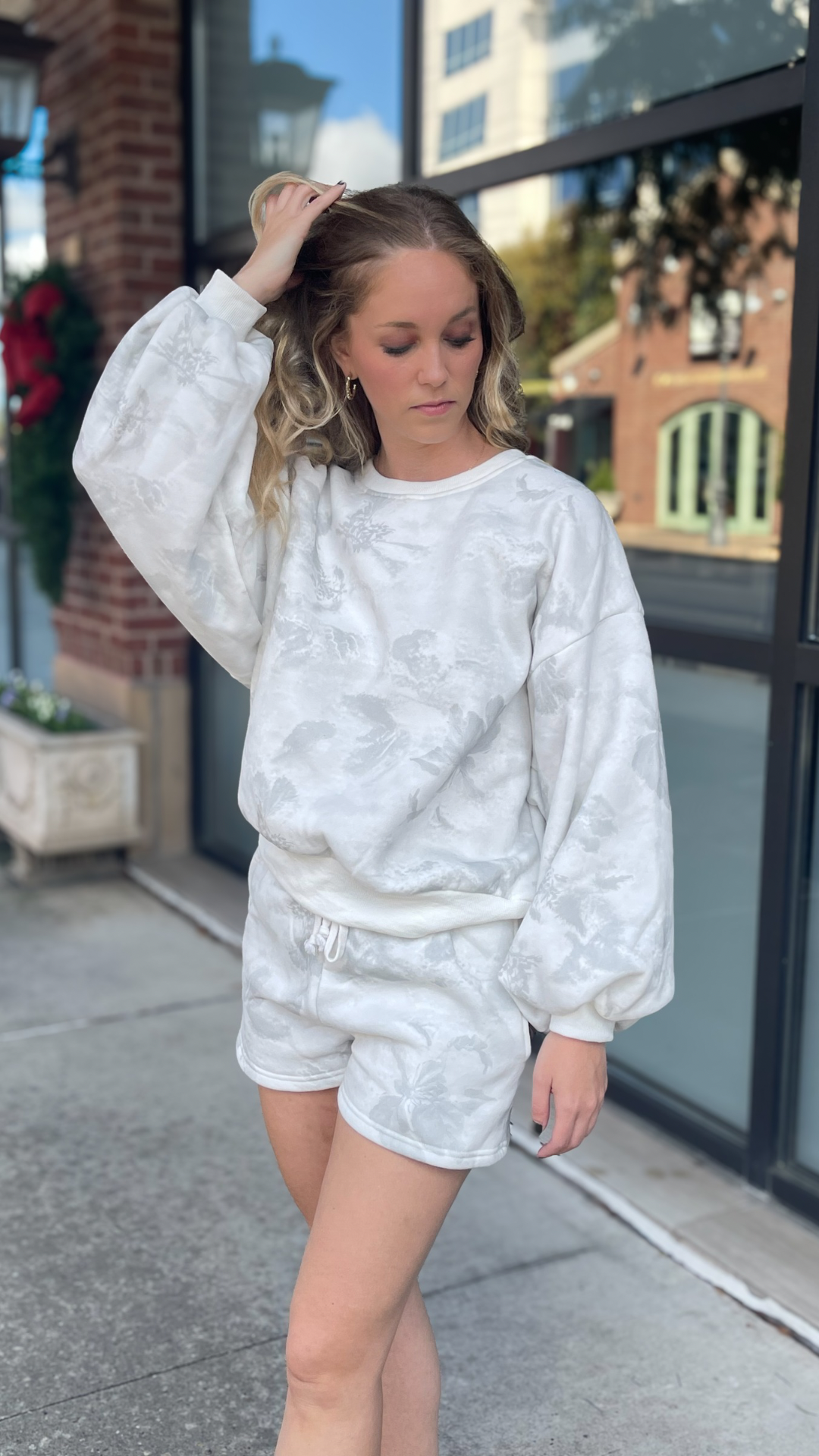 Abstract Floral Lounge Set